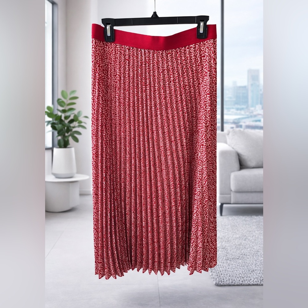 Vince Camuto Red Pleated Skirt
